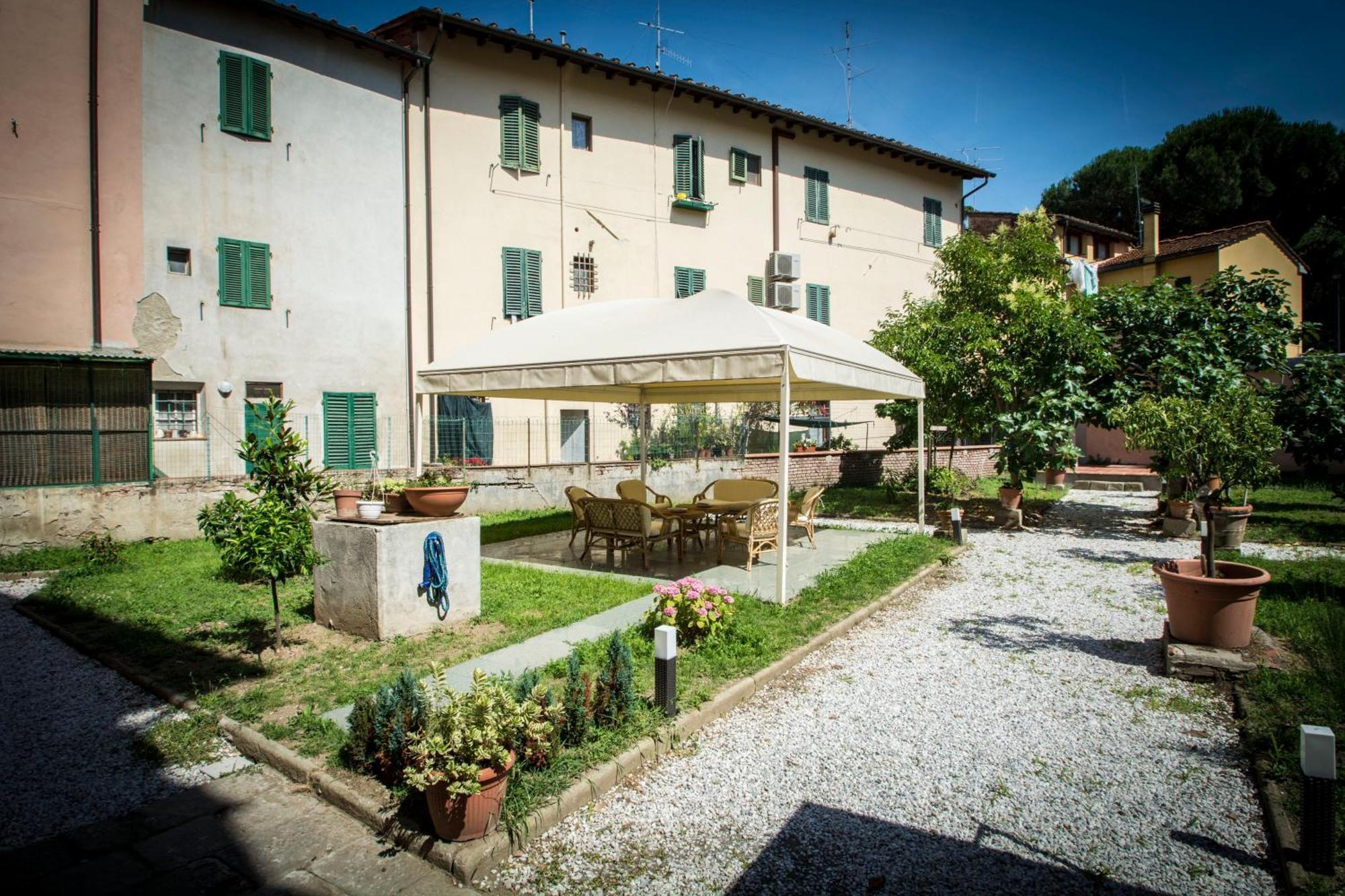 Locanda Dei Fiori Pistoya Exterior foto