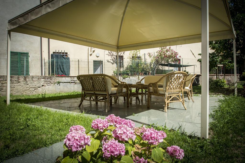 Locanda Dei Fiori Pistoya Exterior foto